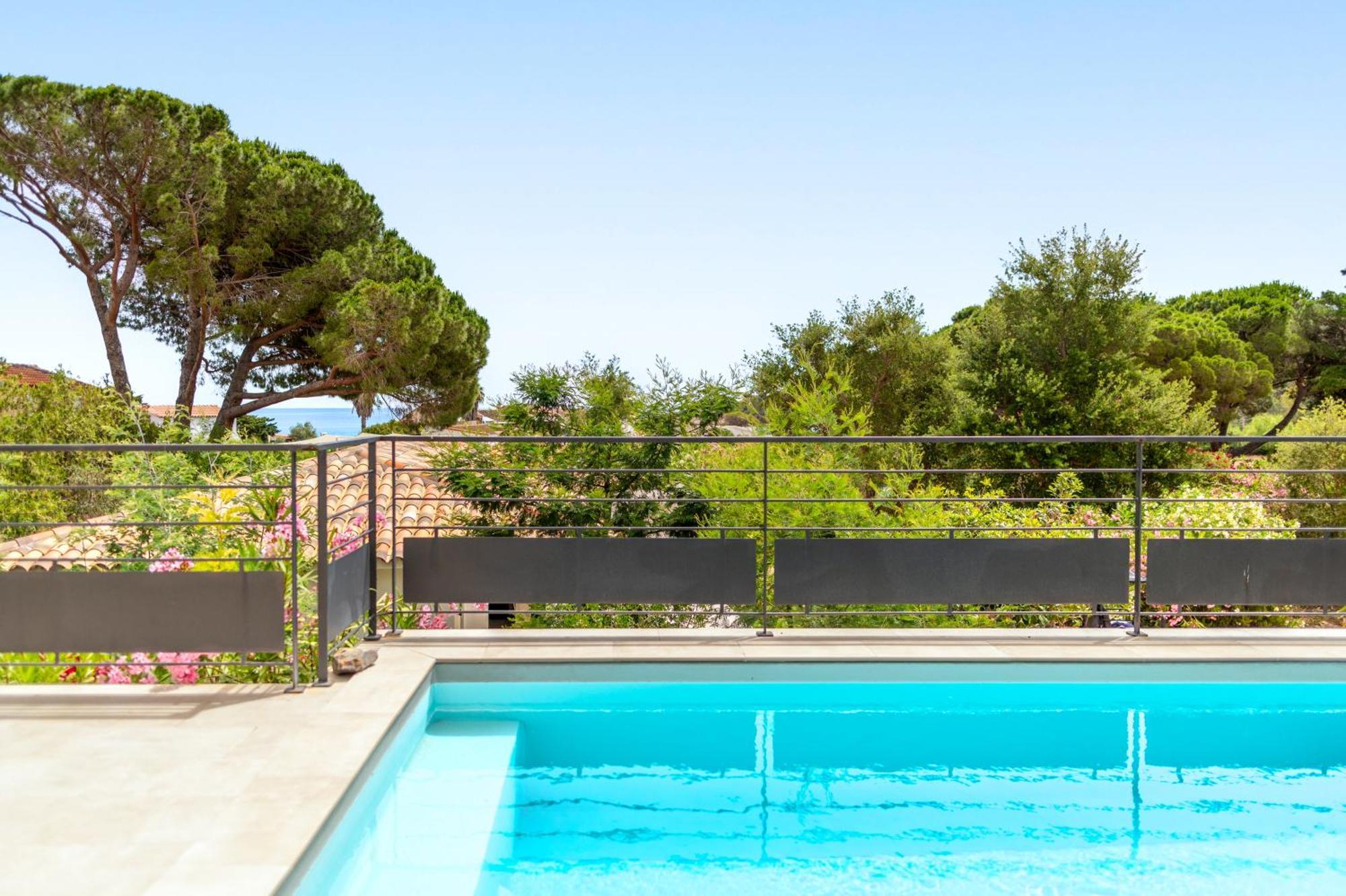 Les De La U Veniqui Villa *